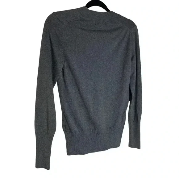 Banana Republic Luxury Blend Cashmere Silk Grey V-Neck Sweater Size Small - Picture 6 of 6